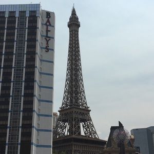 Meet your Posher, Paula